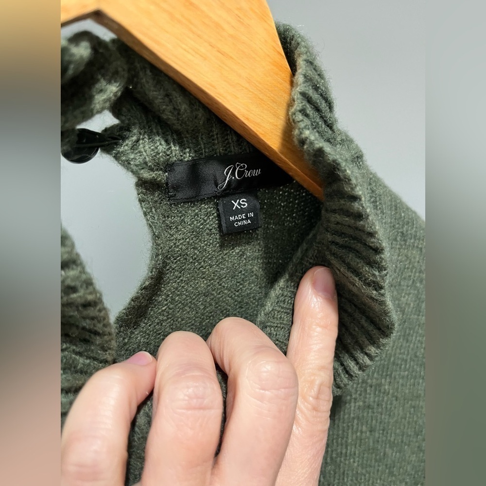 J. Crew Wool Blend Ruffle Trim Mock Neck Heather Frosted Olive Sweater XS - Picture 7 of 8